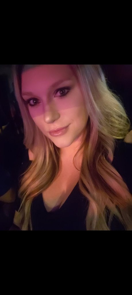 Foto di nudo di fuga di OnlyFans di Meggo Marie