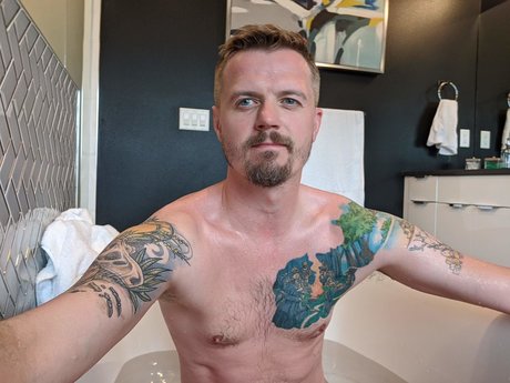 Foto di nudo di fuga di OnlyFans di Buddomeat