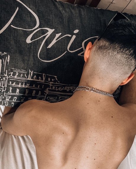Foto di nudo di fuga di OnlyFans di To