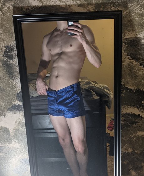 Foto di nudo di fuga di OnlyFans di Max