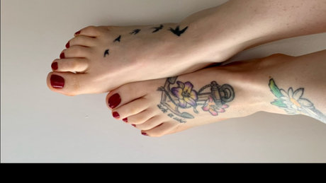 Foto di nudo di fuga di OnlyFans di Mauviere