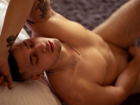 Foto di nudo di fuga di OnlyFans di Matt Sail