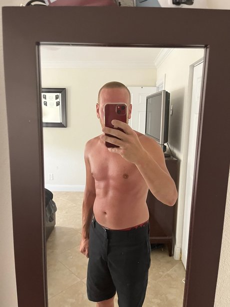 Foto di nudo di fuga di OnlyFans di Matt