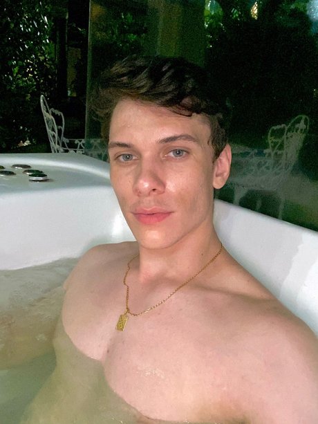 Foto di nudo di fuga di OnlyFans di Matheus Abril