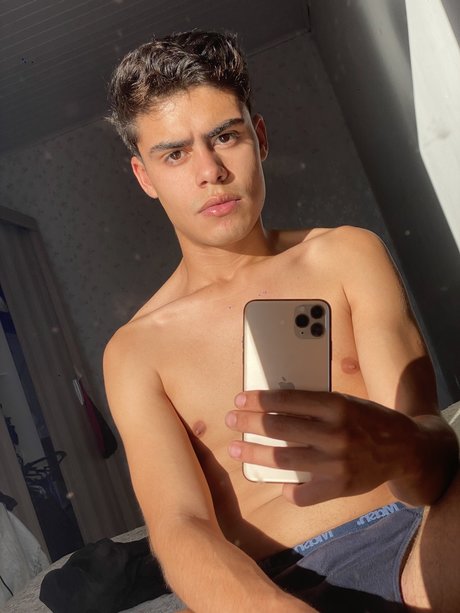 Foto di nudo di fuga di OnlyFans di Mateus