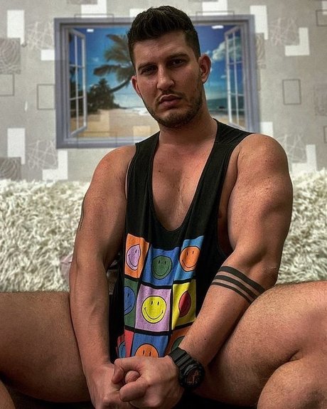 Foto di nudo di fuga di OnlyFans di Mr Rony 