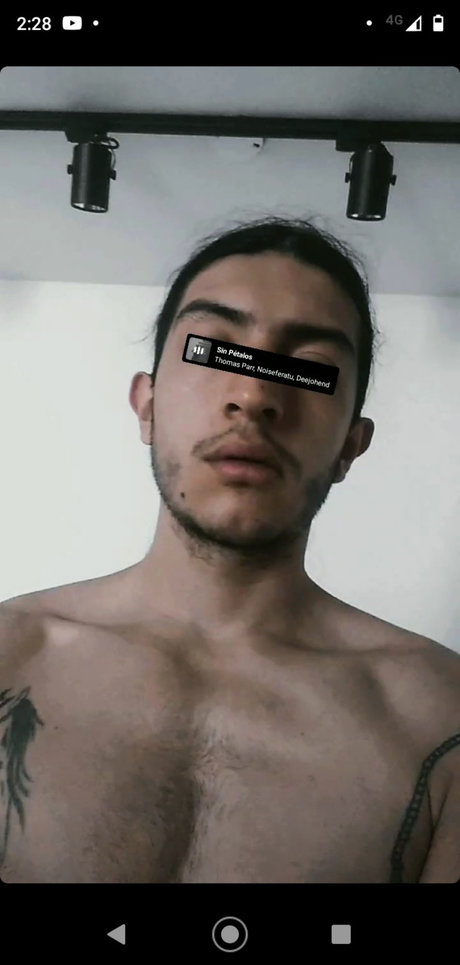 Foto di nudo di fuga di OnlyFans di P  Pipe