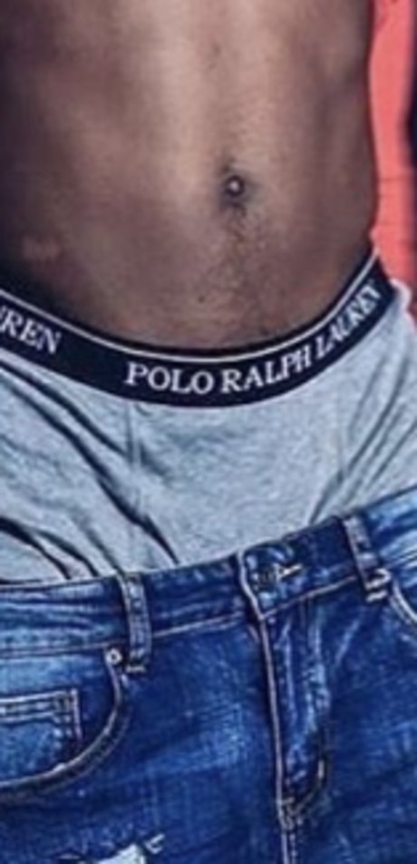 Foto di nudo di fuga di OnlyFans di The Masked Sagger