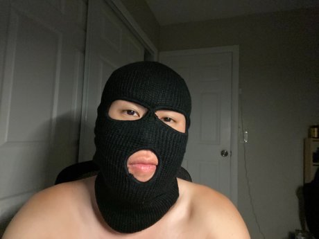 Foto di nudo di fuga di OnlyFans di Maskedasiandud3
