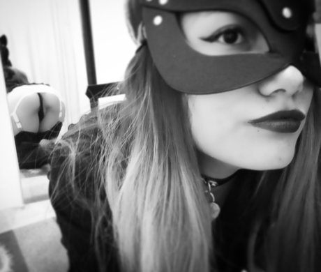 Foto di nudo di fuga di OnlyFans di Pervert Mary Janes
