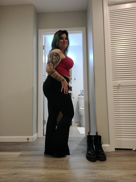 Foto di nudo di fuga di OnlyFans di Maryjai