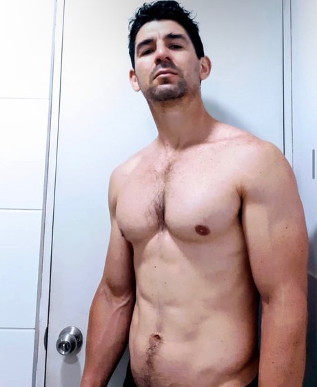 Foto di nudo di fuga di OnlyFans di Martin Ceballos 