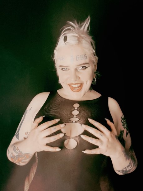 Foto di nudo di fuga di OnlyFans di  