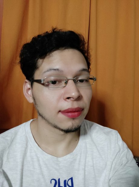 Foto di nudo di fuga di OnlyFans di Misioneritoamat