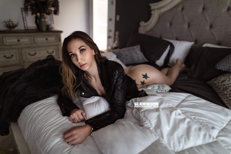 Foto di nudo di fuga di OnlyFans di Miranda