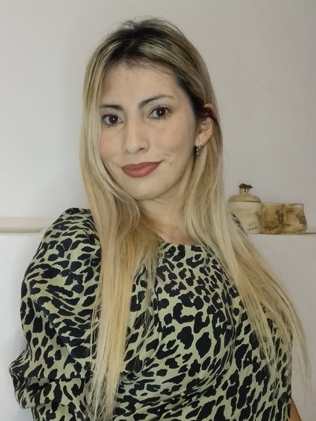 Foto di nudo di fuga di OnlyFans di Micaela