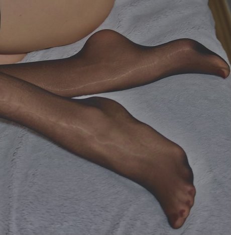 Foto di nudo di fuga di OnlyFans di Mila Kelly