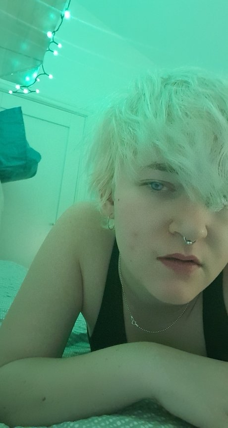 Foto di nudo di fuga di OnlyFans di Milo