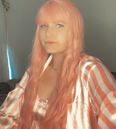 Foto di nudo di fuga di OnlyFans di Millie