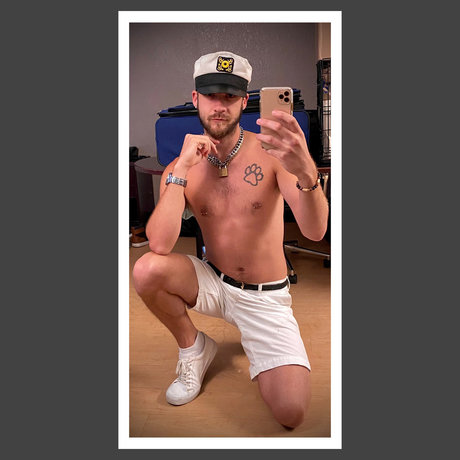 Foto di nudo di fuga di OnlyFans di Spikie Wolf 