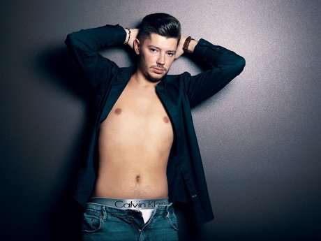 Foto di nudo di fuga di OnlyFans di Mike Steel Free