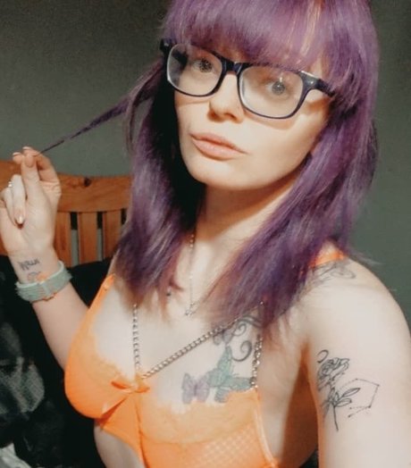 Foto di nudo di fuga di OnlyFans di Mienna