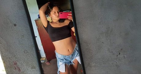 Foto di nudo di fuga di OnlyFans di Michelle