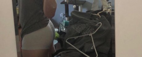 Foto di nudo di fuga di OnlyFans di Michael Austin