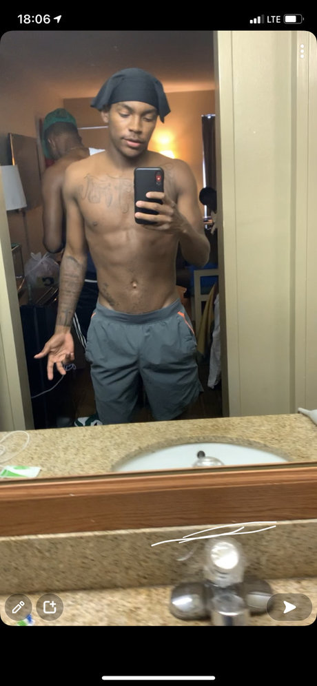Foto di nudo di fuga di OnlyFans di Mybabymylove