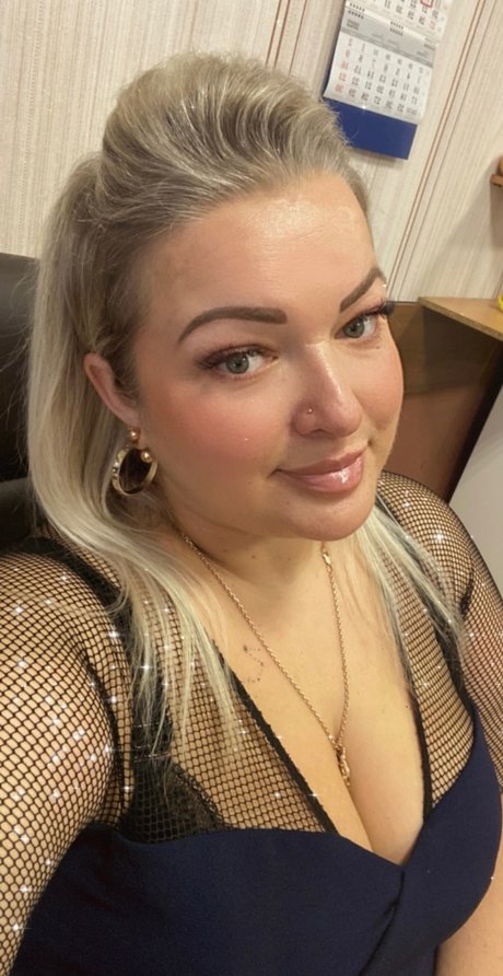 Foto di nudo di fuga di OnlyFans di Mia Martin