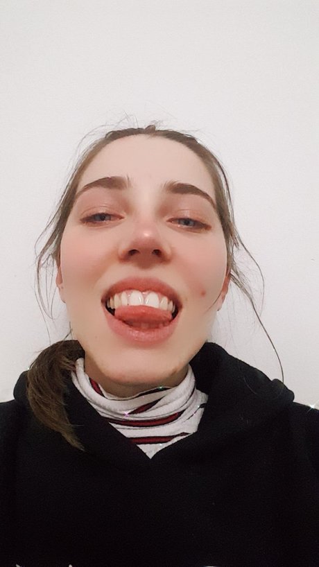 Foto di nudo di fuga di OnlyFans di Miabelu