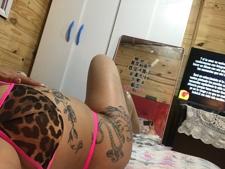 Foto di nudo di fuga di OnlyFans di Violeta Martinez