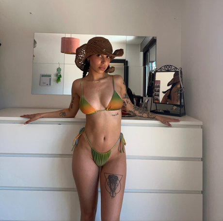 Foto di nudo di fuga di OnlyFans di Michele