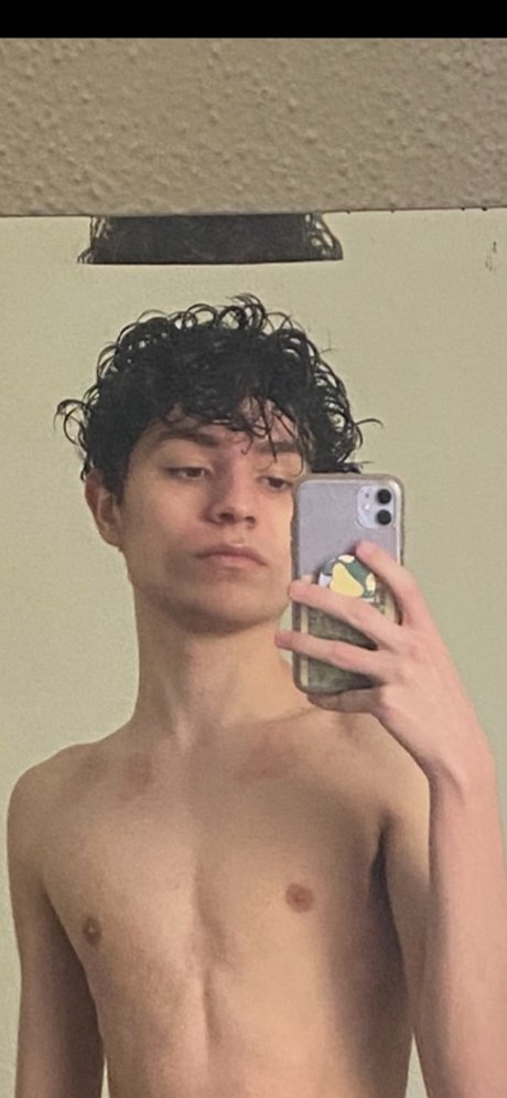 Foto di nudo di fuga di OnlyFans di Mftony