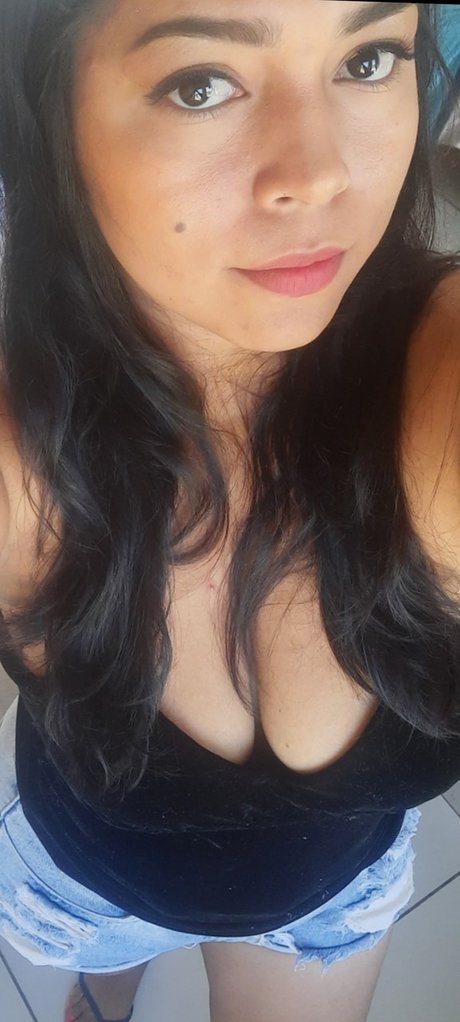 Foto di nudo di fuga di OnlyFans di Mercedita