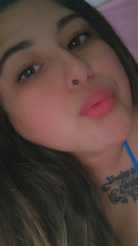 Foto di nudo di fuga di OnlyFans di Mercedes