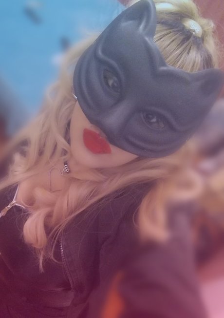 Foto di nudo di fuga di OnlyFans di Miinii