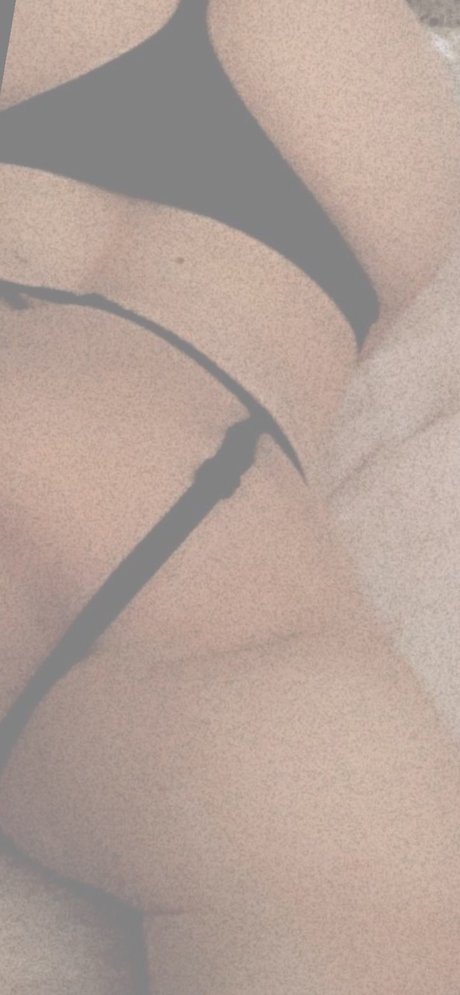 Foto di nudo di fuga di OnlyFans di Masi