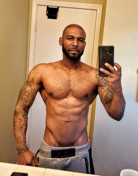 Foto di nudo di fuga di OnlyFans di Model Rede