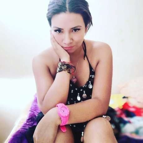 Foto di nudo di fuga di OnlyFans di Mar Nc