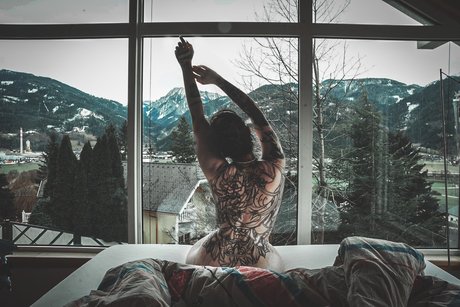 Foto di nudo di fuga di OnlyFans di Misuink