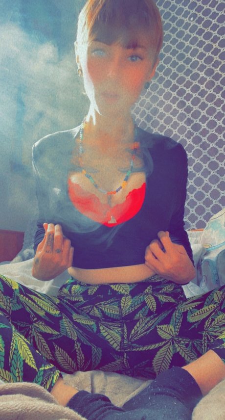 Foto di nudo di fuga di OnlyFans di Mistique Dominique