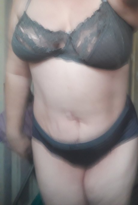 Foto di nudo di fuga di OnlyFans di Mistress Lianna