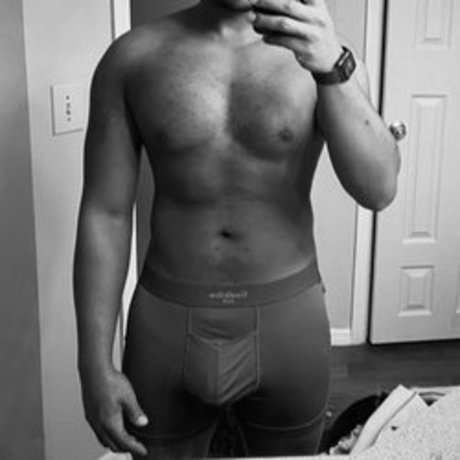 Foto di nudo di fuga di OnlyFans di Mistaunknown