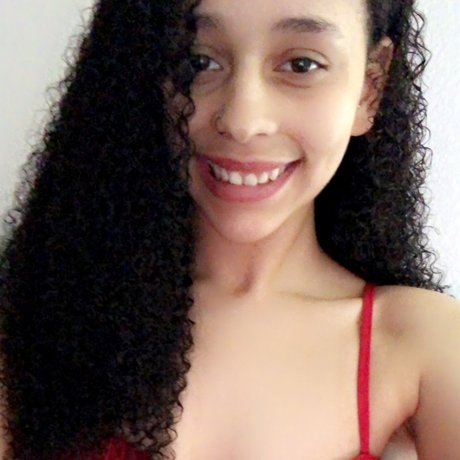 Foto di nudo di fuga di OnlyFans di Miss Temptation 