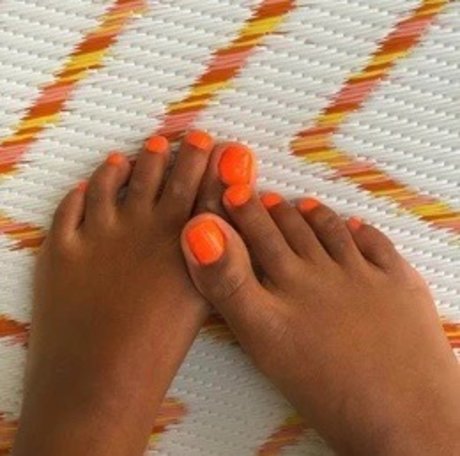 Foto di nudo di fuga di OnlyFans di Missdirtysole