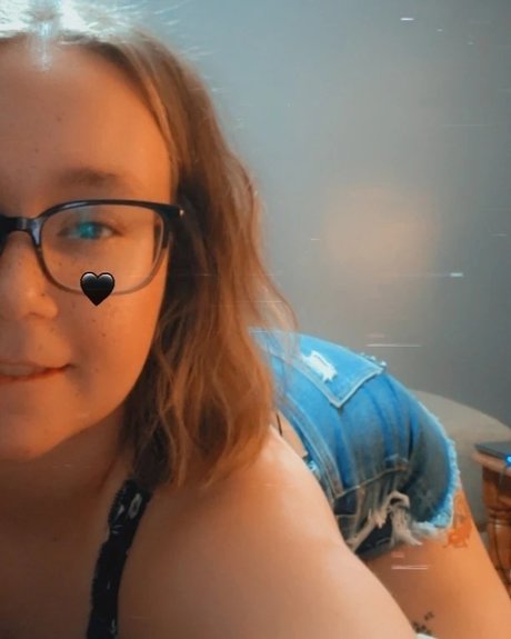 Foto di nudo di fuga di OnlyFans di Bunny 