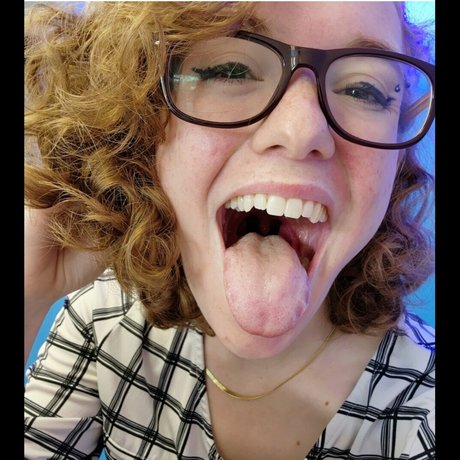 Foto di nudo di fuga di OnlyFans di Kris Vip