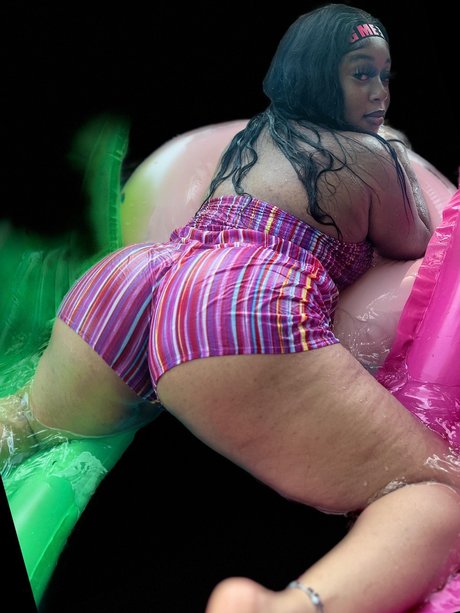 Peachynaee