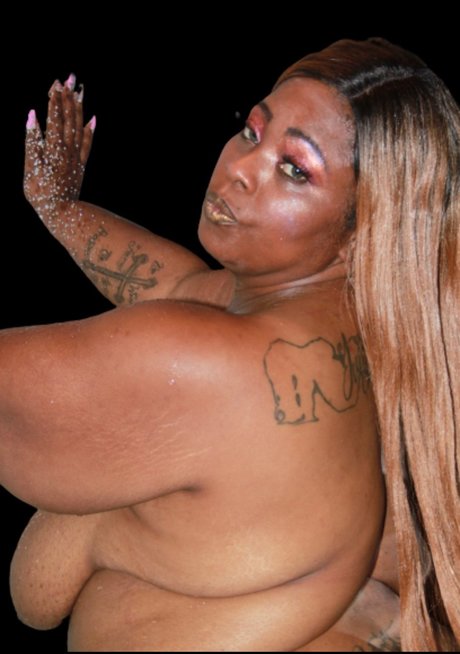 Foto di nudo di fuga di OnlyFans di Mz Bougiebillionaire
